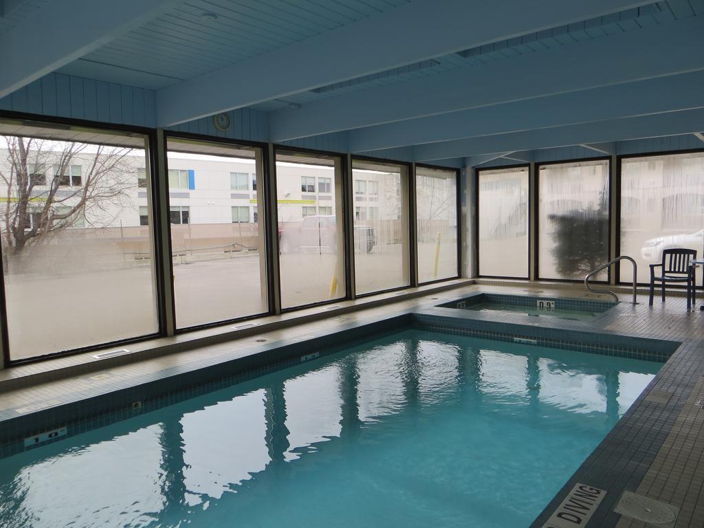 Ramada Limited Calgary Hotell Eksteriør bilde