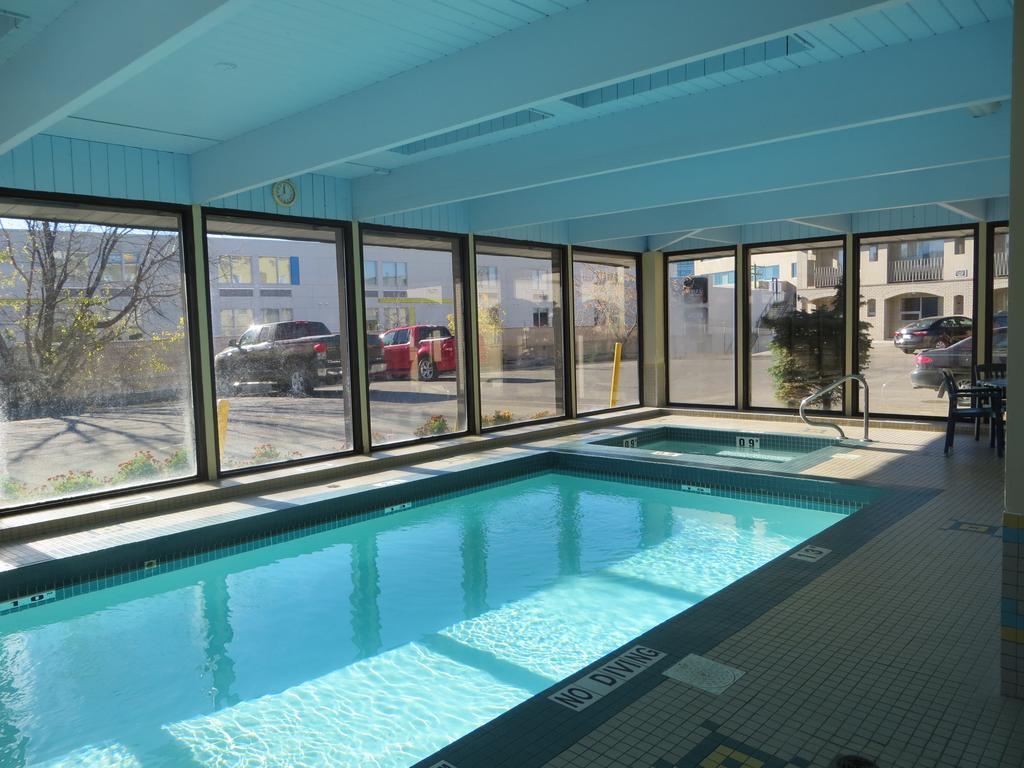 Ramada Limited Calgary Hotell Eksteriør bilde